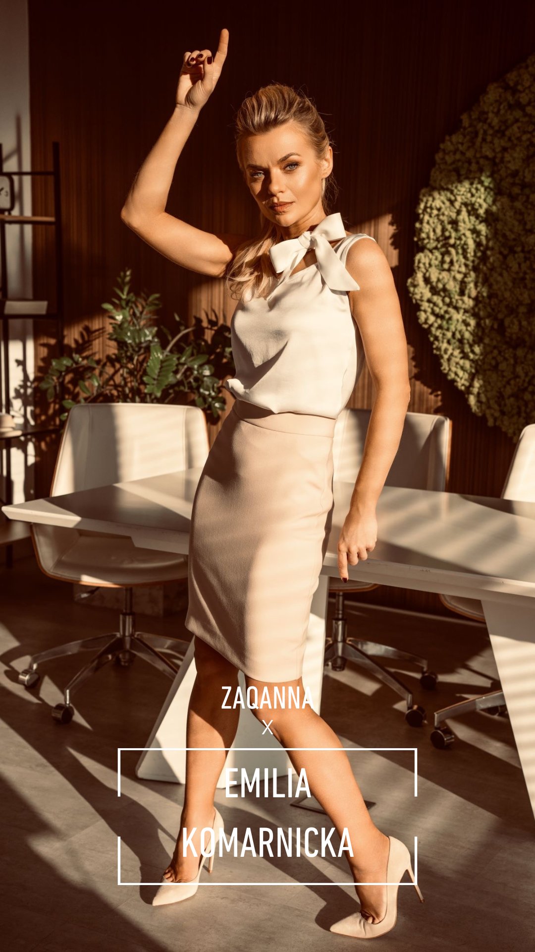 Spódnica ołówkowa w kolorze cappuccino – dopasowany fason z eleganckim wykończeniem