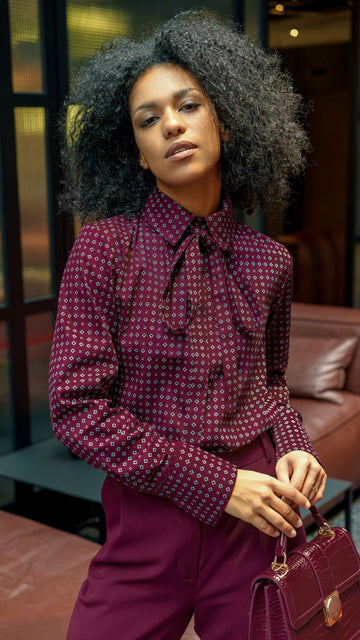 Shirt with a small pattern