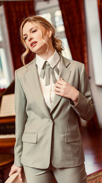 Multi-purpose jacket made of lightweight wool